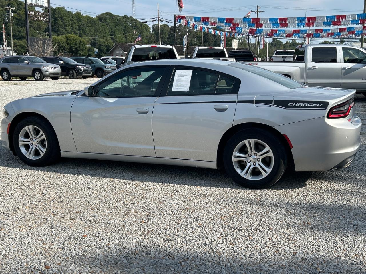 Dodge Charger SXT RWD 2022