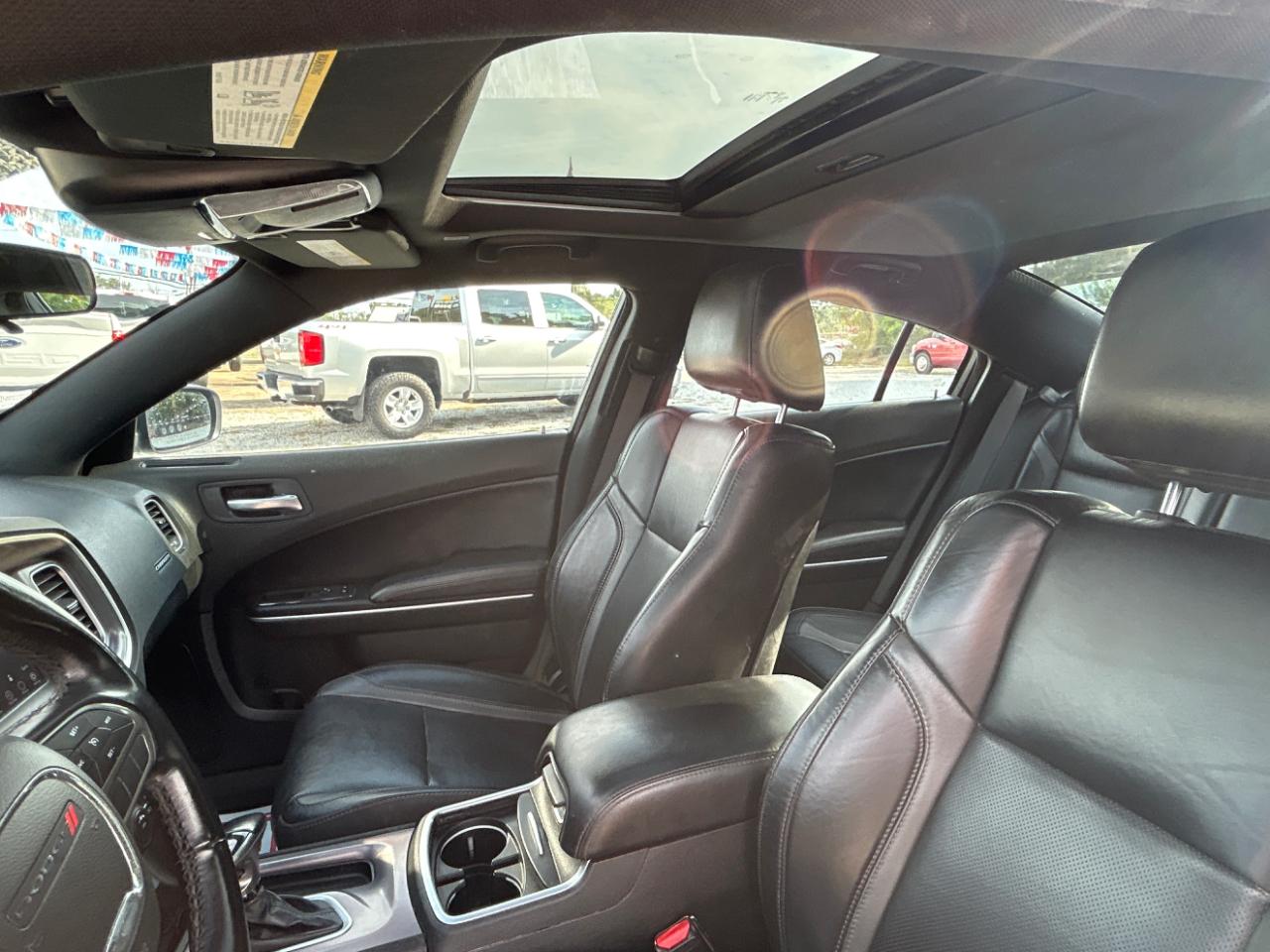 Dodge Charger SXT RWD 2022