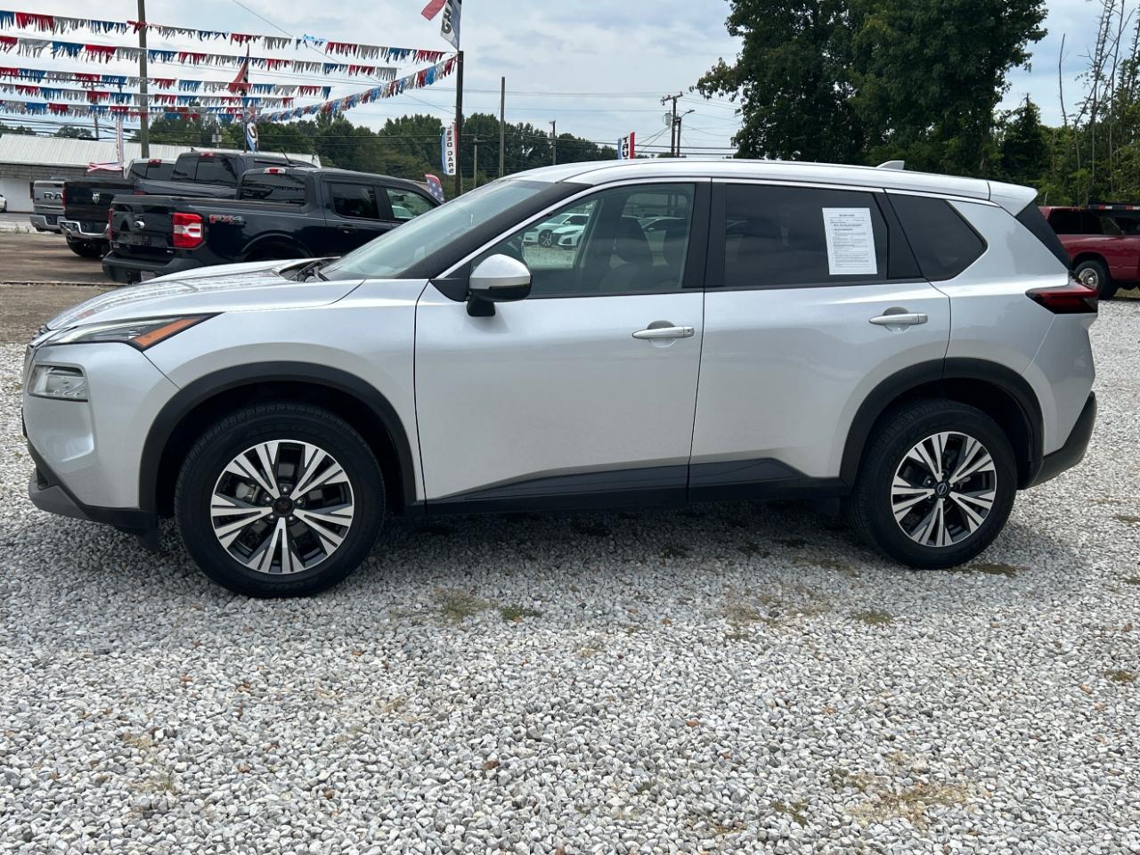 Nissan Rogue FWD SV 2022