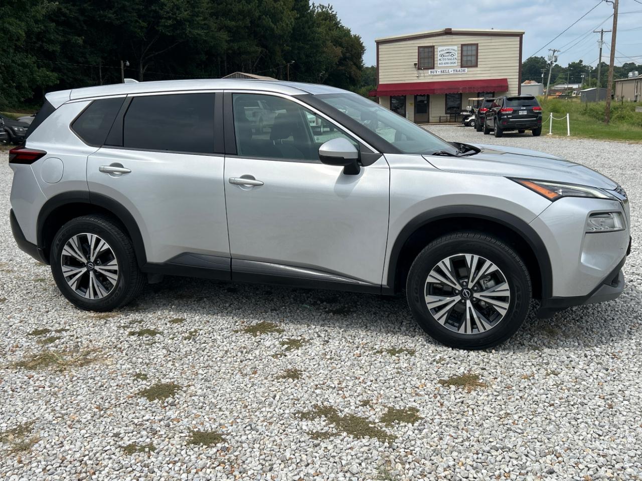 Nissan Rogue FWD SV 2022