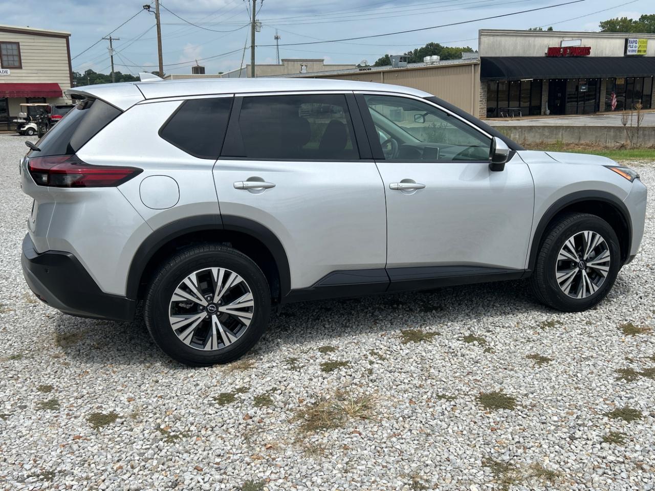 Nissan Rogue FWD SV 2022