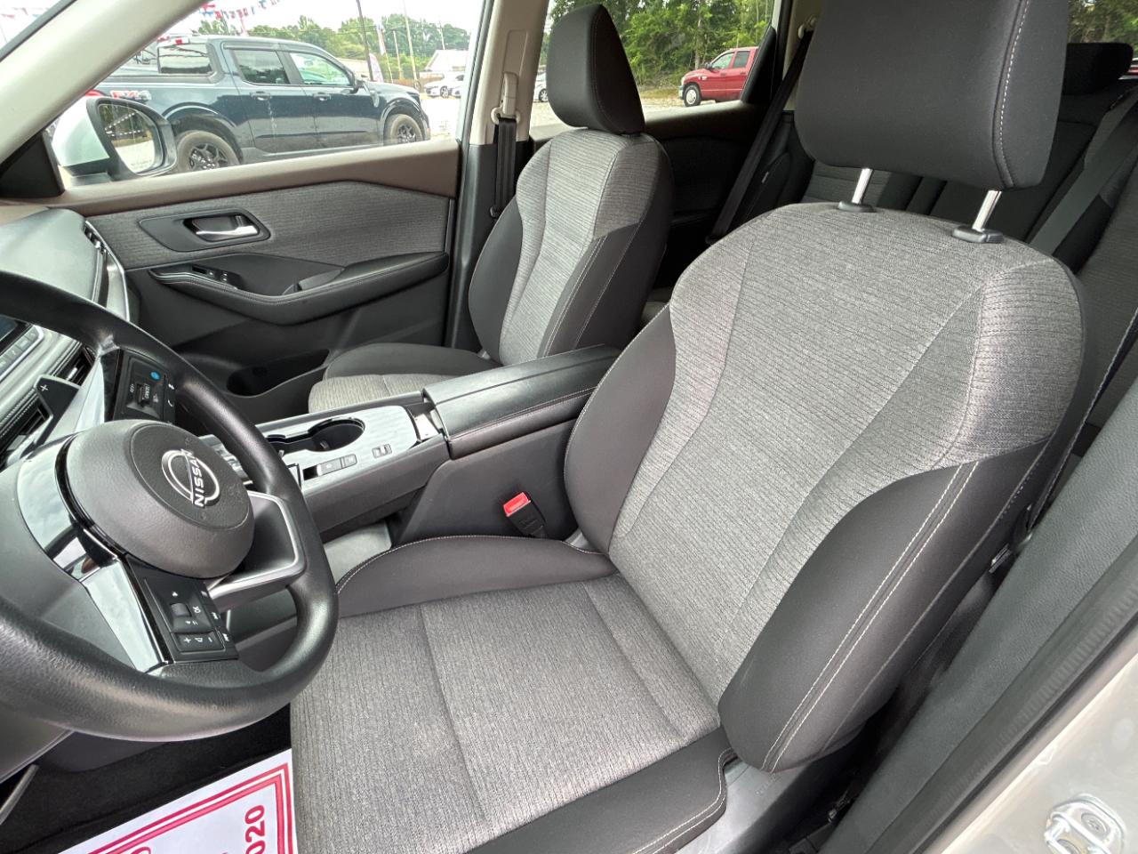 Nissan Rogue FWD SV 2022