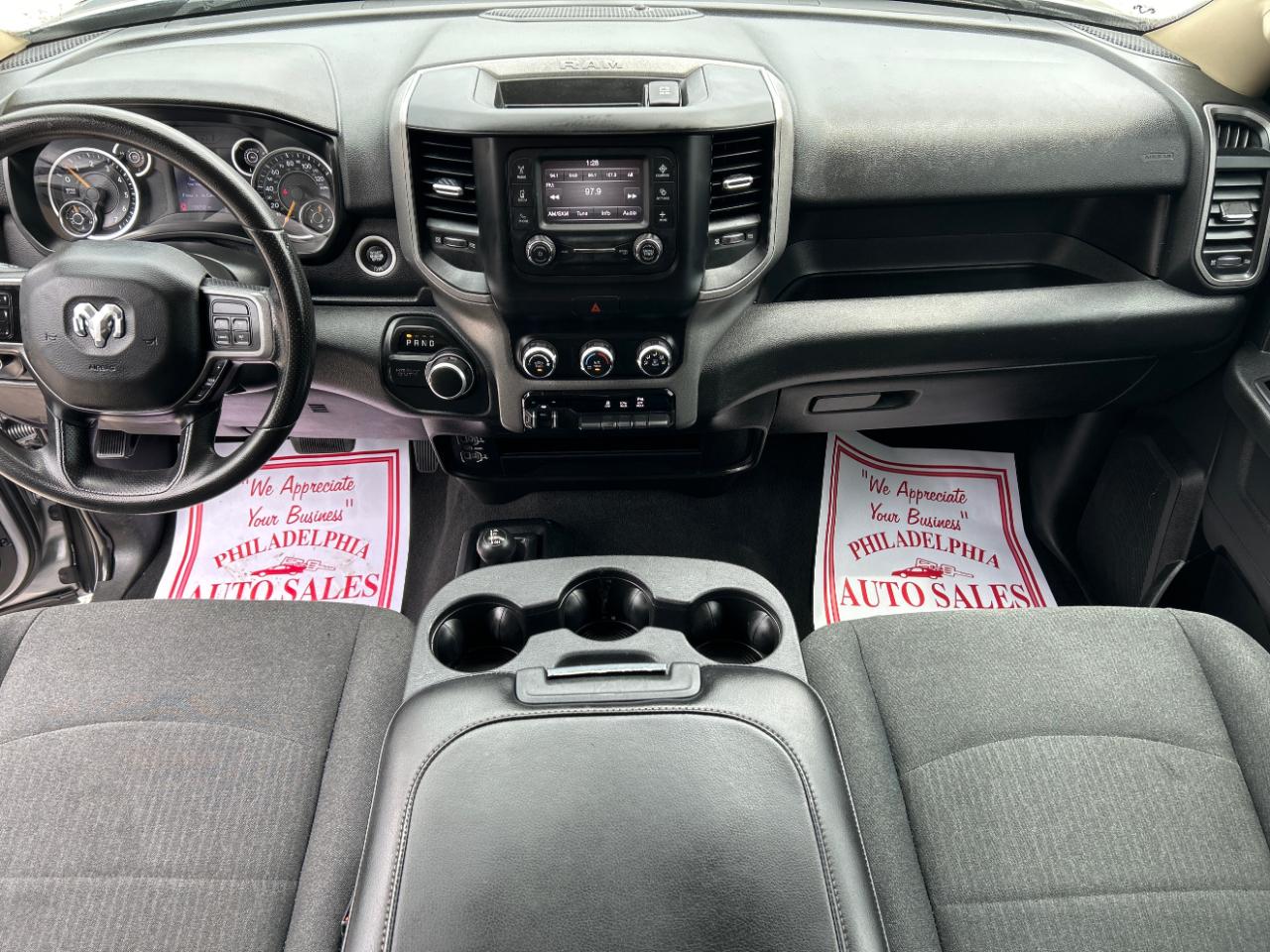 RAM 2500 Tradesman 4x4 Crew Cab 6'4" Box 2020