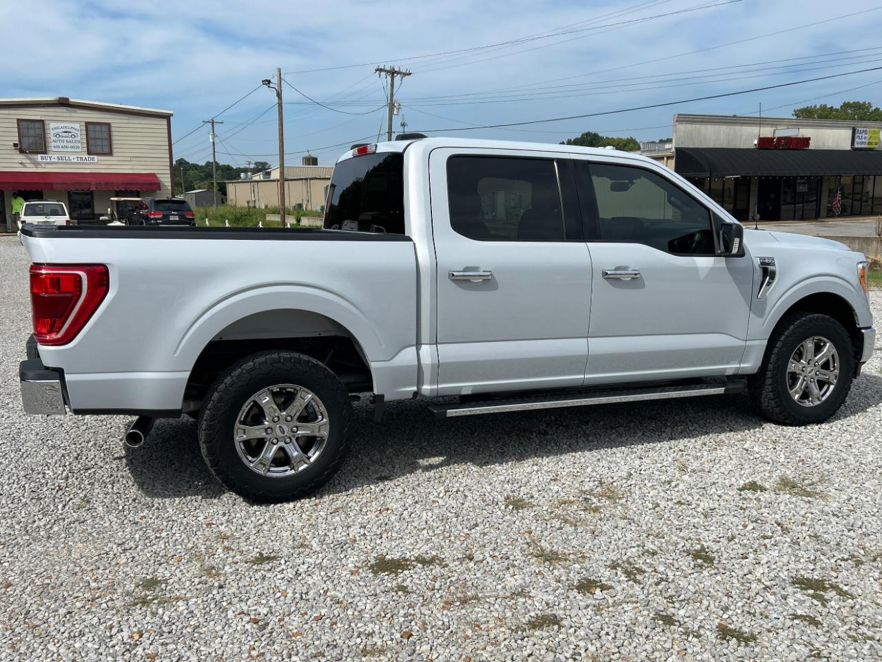 Ford F-150 XLT SuperCrew Short Bed 4WD 2021