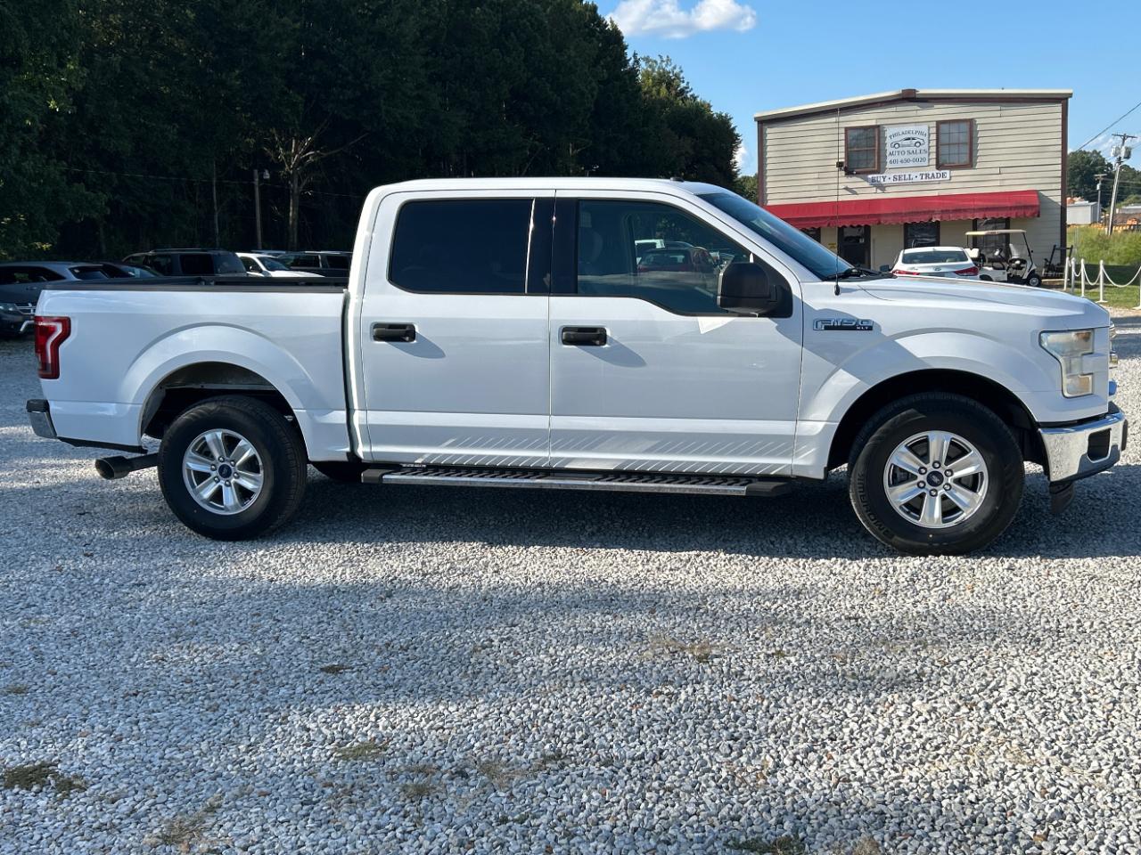 Ford F-150 XLT 2WD SuperCrew 5.5' Box 2017