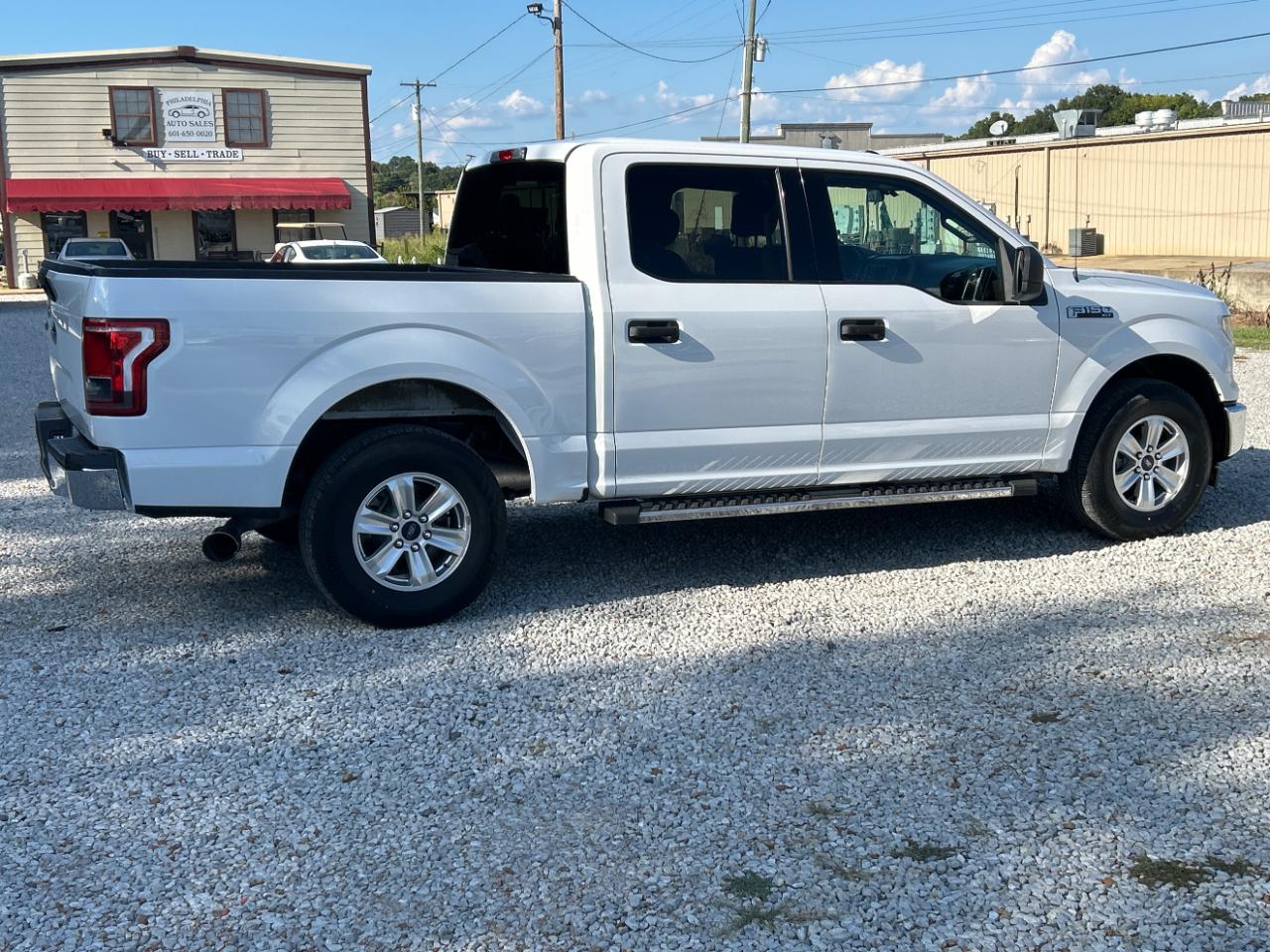 Ford F-150 XLT 2WD SuperCrew 5.5' Box 2017