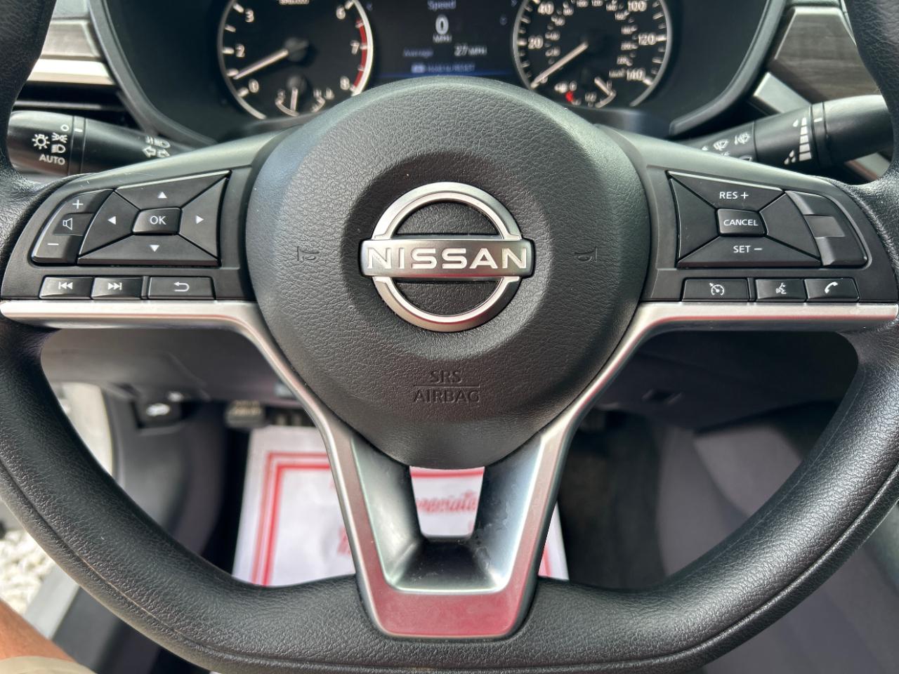 Nissan Altima 2.5 SV Sedan 2024