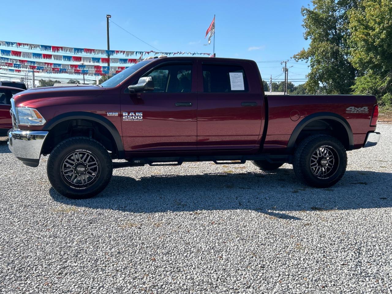 RAM 2500 Tradesman 4x4 Crew Cab 6'4" Box 2018