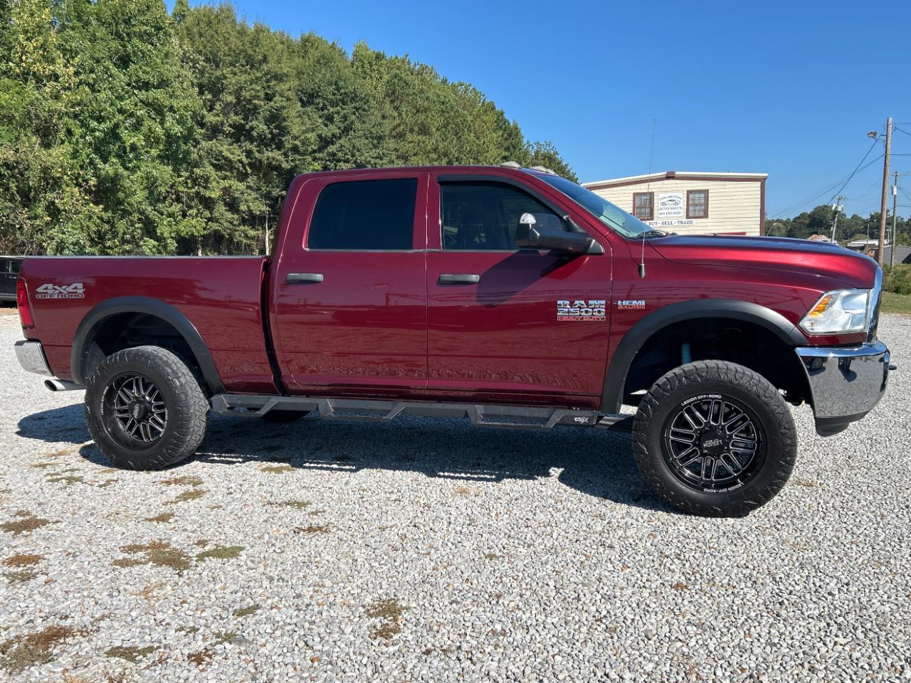 RAM 2500 Tradesman 4x4 Crew Cab 6'4" Box 2018