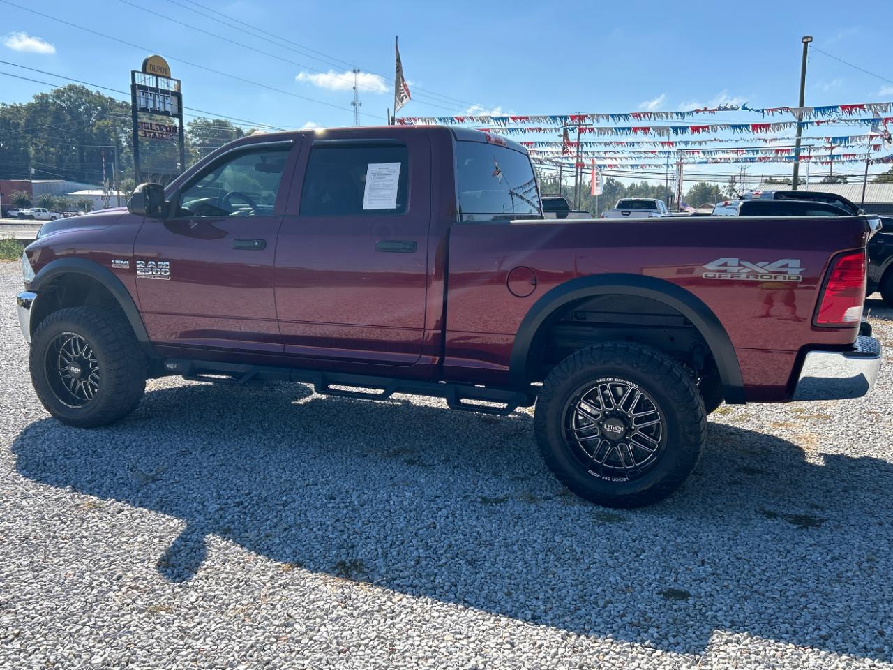 RAM 2500 Tradesman 4x4 Crew Cab 6'4" Box 2018
