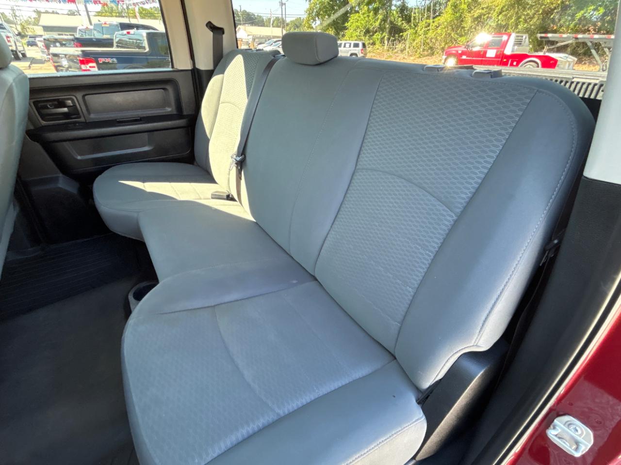 RAM 2500 Tradesman 4x4 Crew Cab 6'4" Box 2018