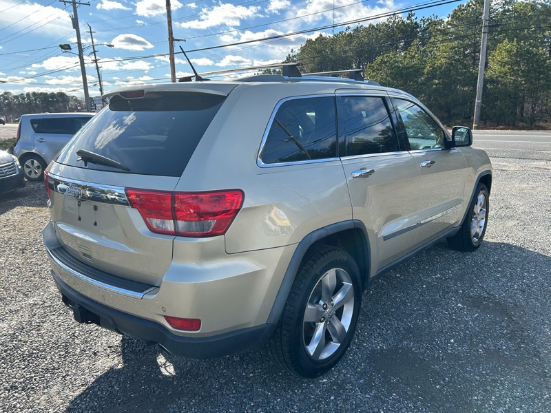 Jeep Grand Cherokee Overland 4WD 2011
