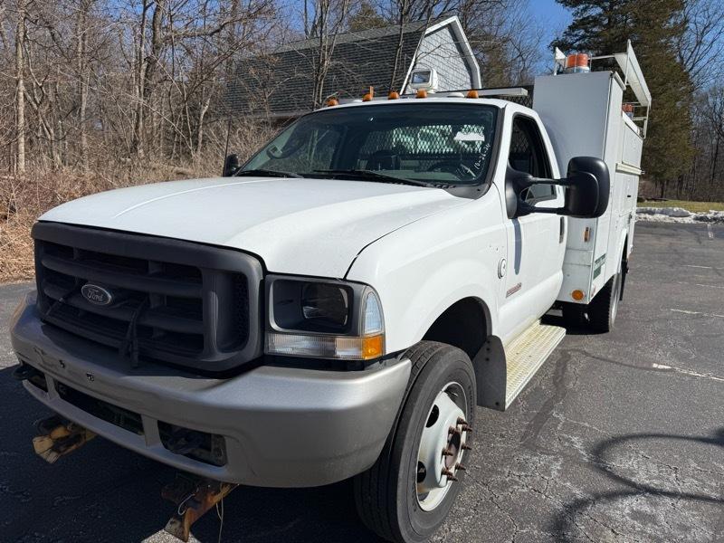 2003 Ford F-550 Regular Cab 2WD DRW