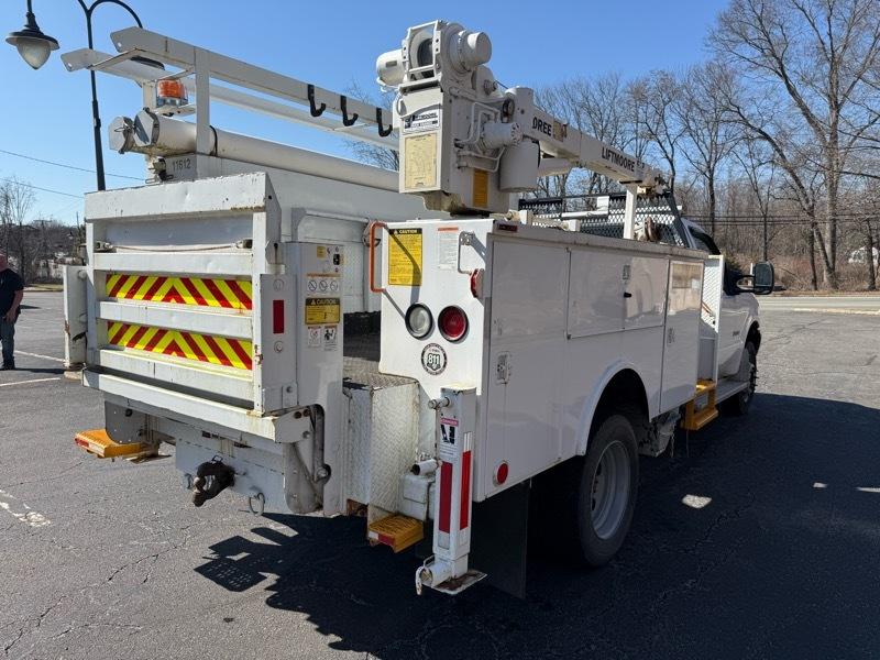 Ford F-550 Regular Cab 2WD DRW 2003