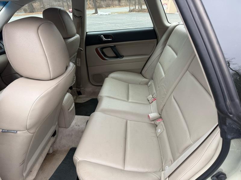 Subaru Outback 2.5i Limited Wagon 2006