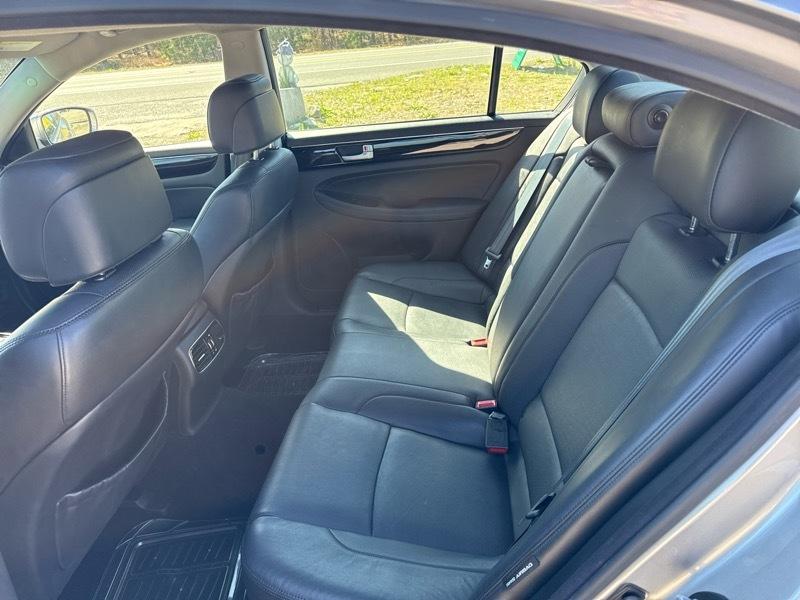 Hyundai Genesis 3.8L 2013
