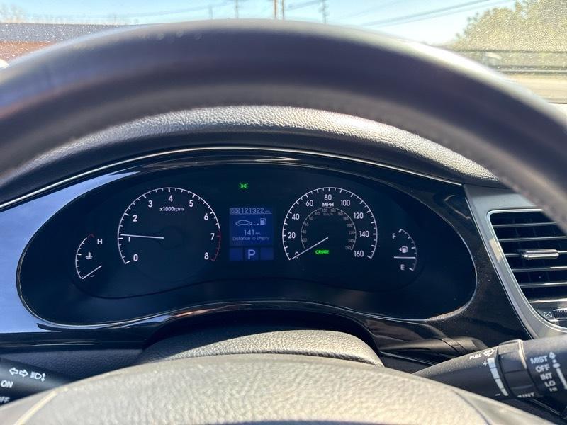 Hyundai Genesis 3.8L 2013
