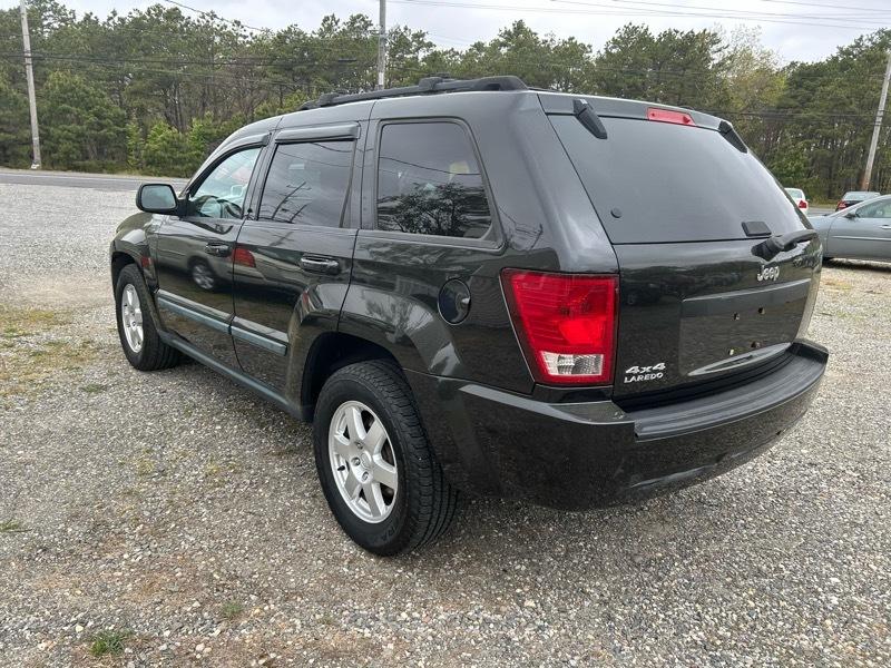 Jeep Grand Cherokee Laredo 4WD 2009