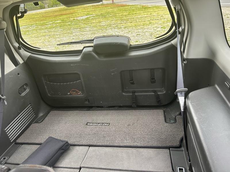 Nissan Pathfinder XE 4WD 2005