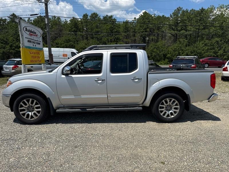 Nissan Frontier 4WD Crew Cab LWB Auto SL 2012
