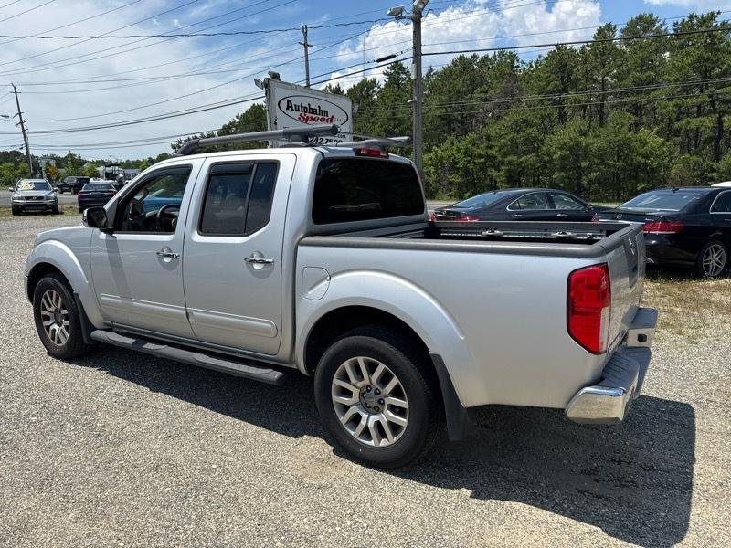 Nissan Frontier 4WD Crew Cab LWB Auto SL 2012