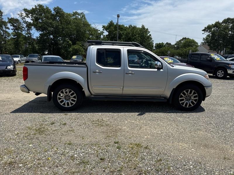 Nissan Frontier 4WD Crew Cab LWB Auto SL 2012