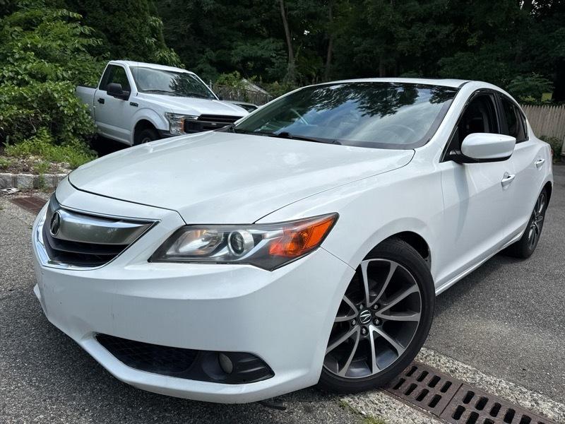 Acura ILX 5-Spd AT w/ Premium Package 2013