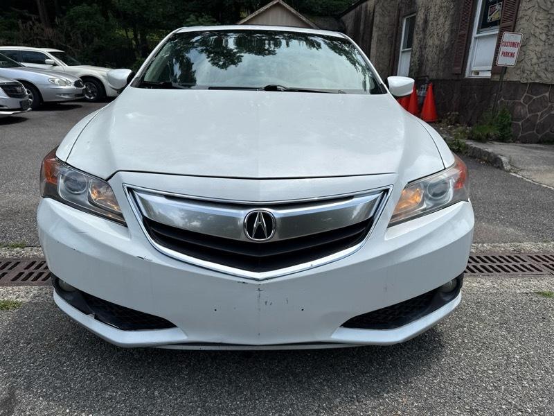 Acura ILX 5-Spd AT w/ Premium Package 2013