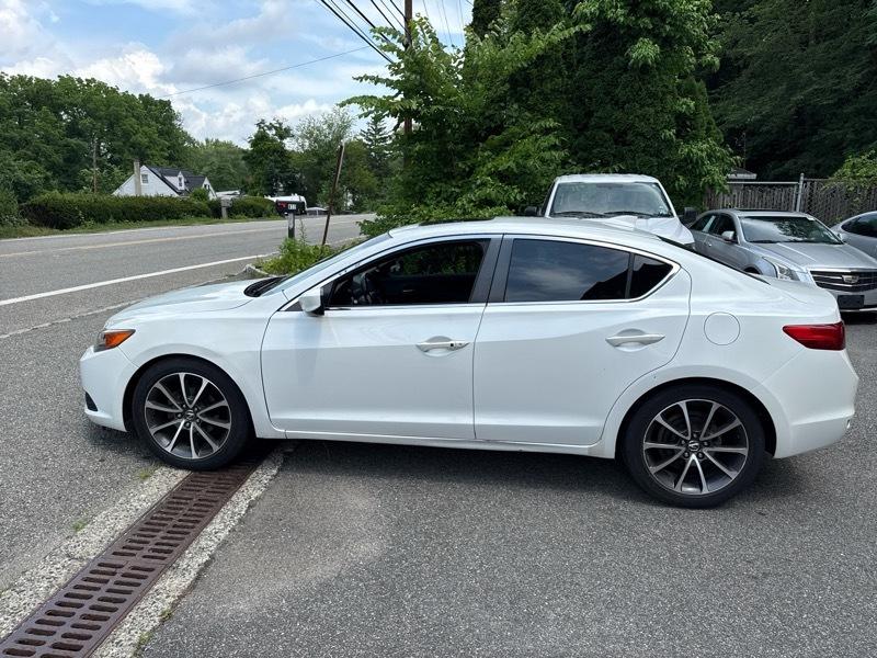 Acura ILX 5-Spd AT w/ Premium Package 2013