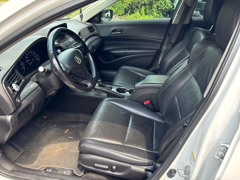 Acura ILX 5-Spd AT w/ Premium Package 2013