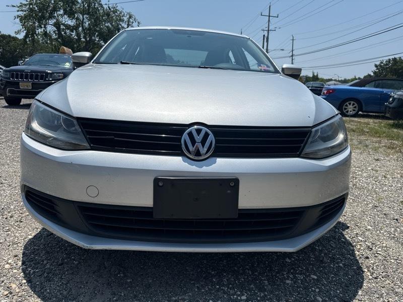 Volkswagen Jetta SE 2012