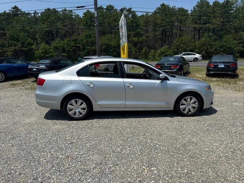 Volkswagen Jetta SE 2012