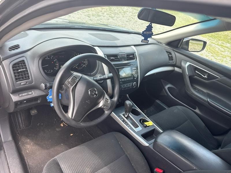 Nissan Altima 2.5 SV 2015