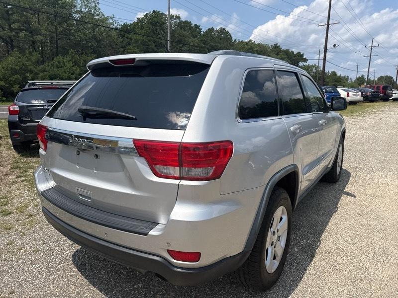 Jeep Grand Cherokee Laredo 4WD 2011