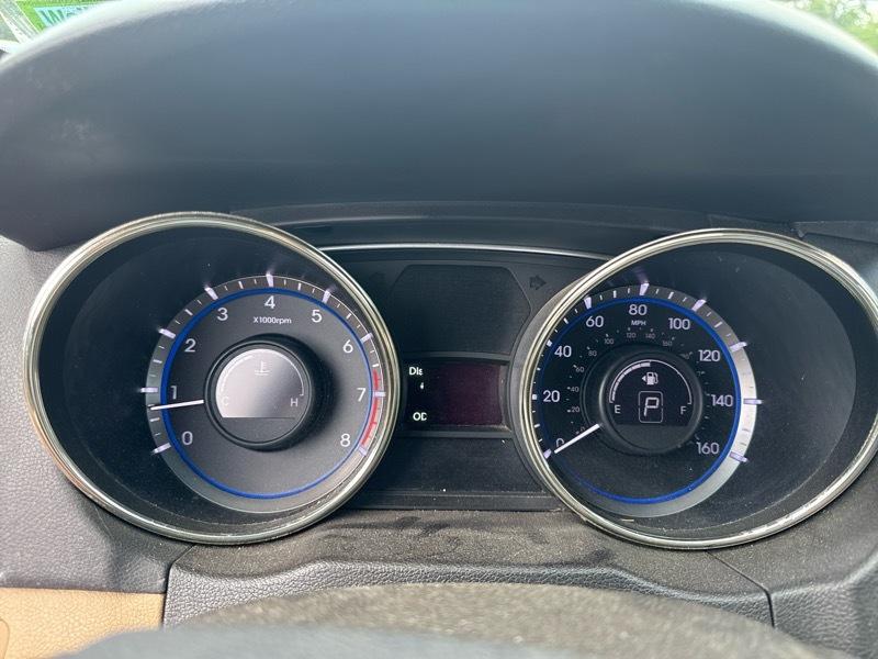 Hyundai Sonata 4dr Sdn 2.4L Auto GLS 2012