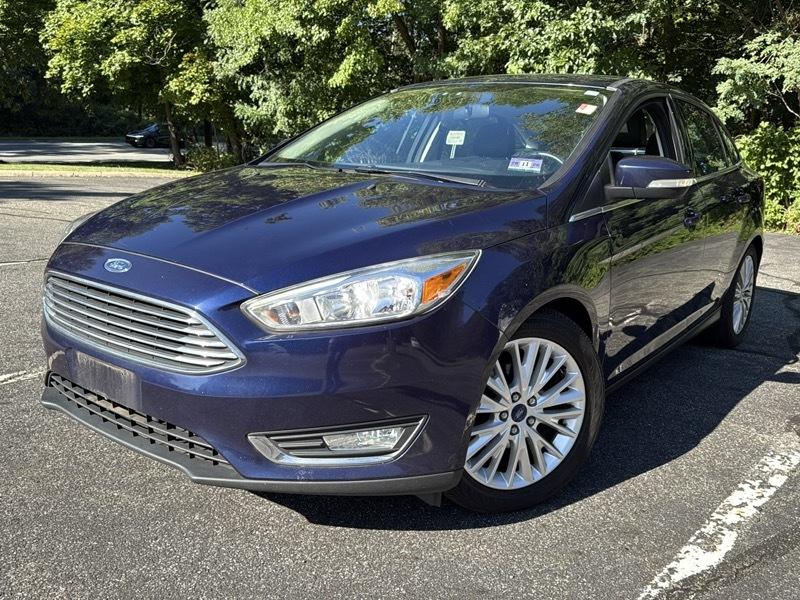 Ford Focus Titanium Sedan 2016