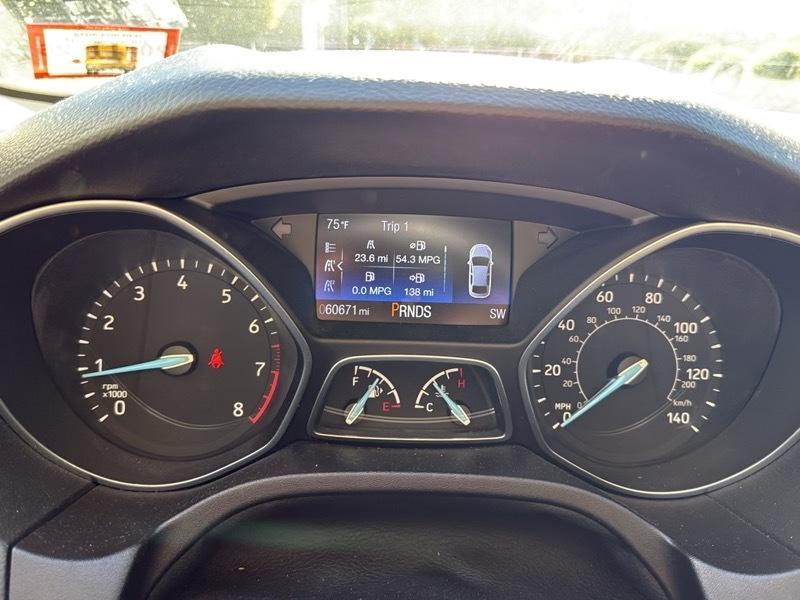 Ford Focus Titanium Sedan 2016