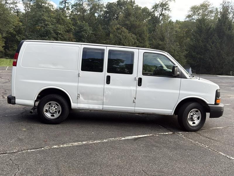 Chevrolet Express 2500 Cargo 2009