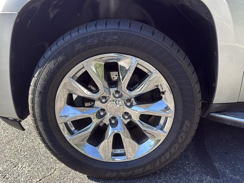 GMC Yukon Denali XL 4WD 2011