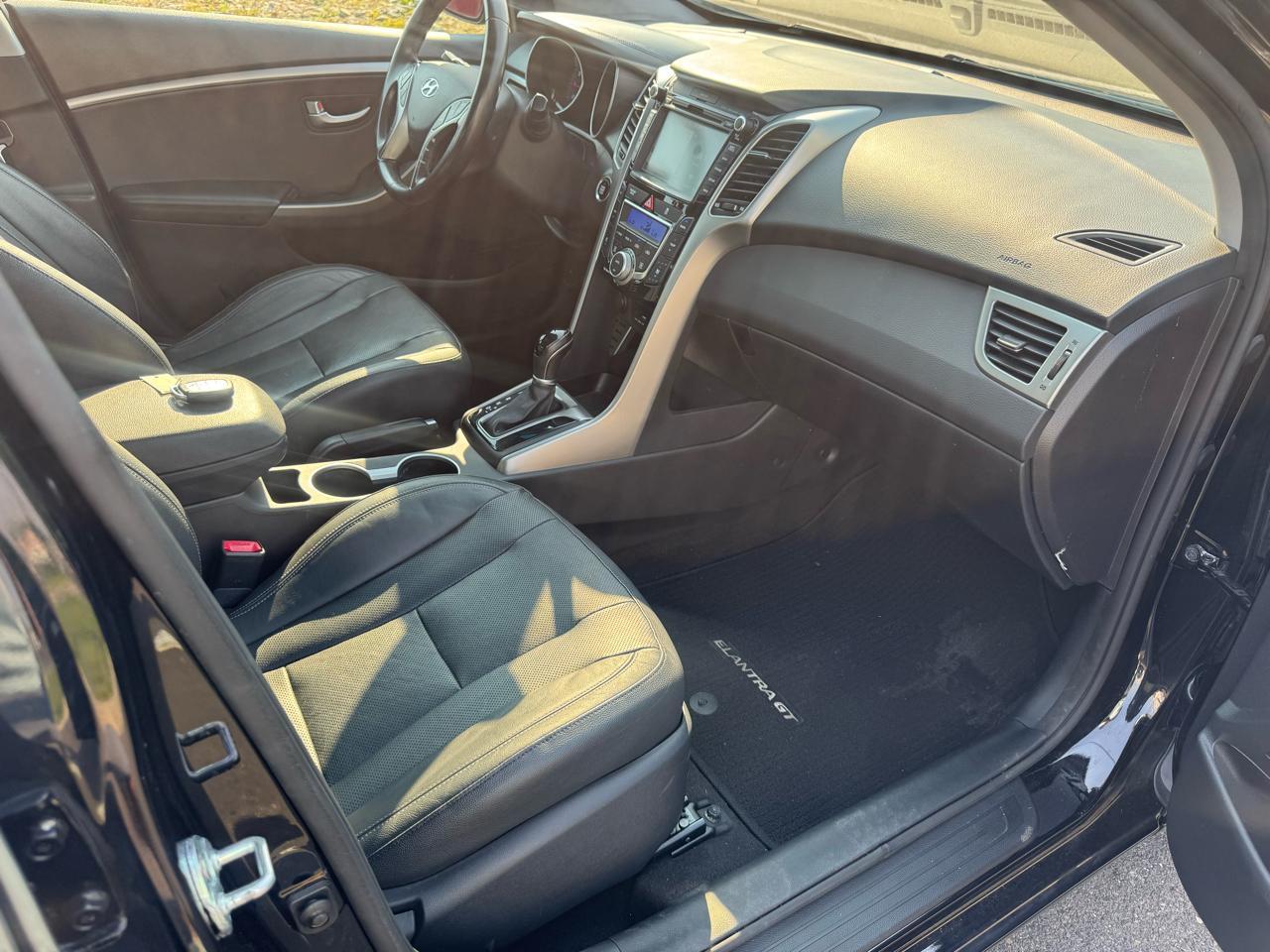 Hyundai Elantra GT 5dr HB Auto 2016