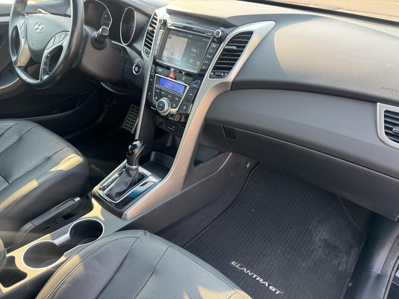 Hyundai Elantra GT 5dr HB Auto 2016