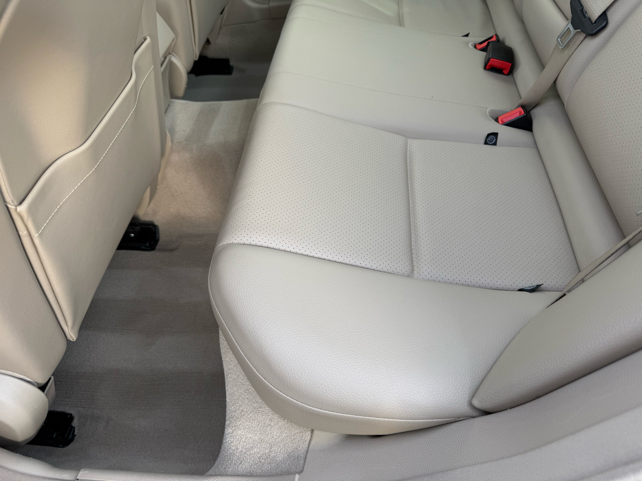 Mercedes-Benz C-Class 4dr Sdn C 300 Sport 4MATIC 2014