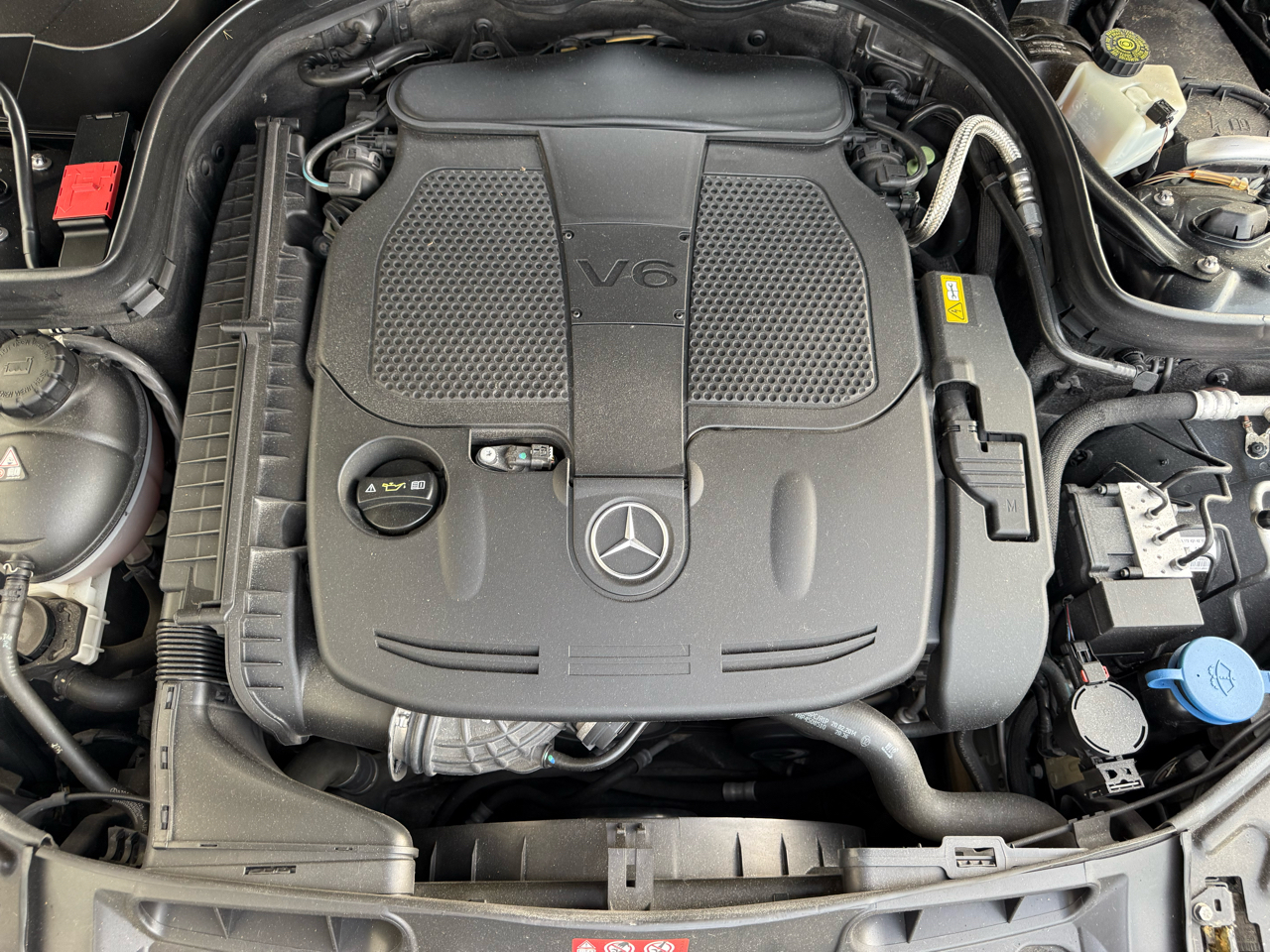 Mercedes-Benz C-Class 4dr Sdn C 300 Sport 4MATIC 2014