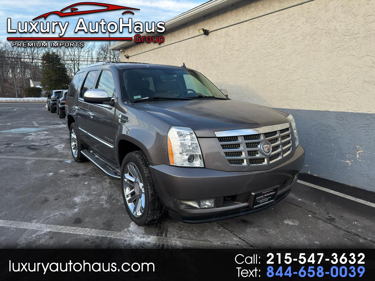 2013 Cadillac Escalade AWD 4dr Luxury