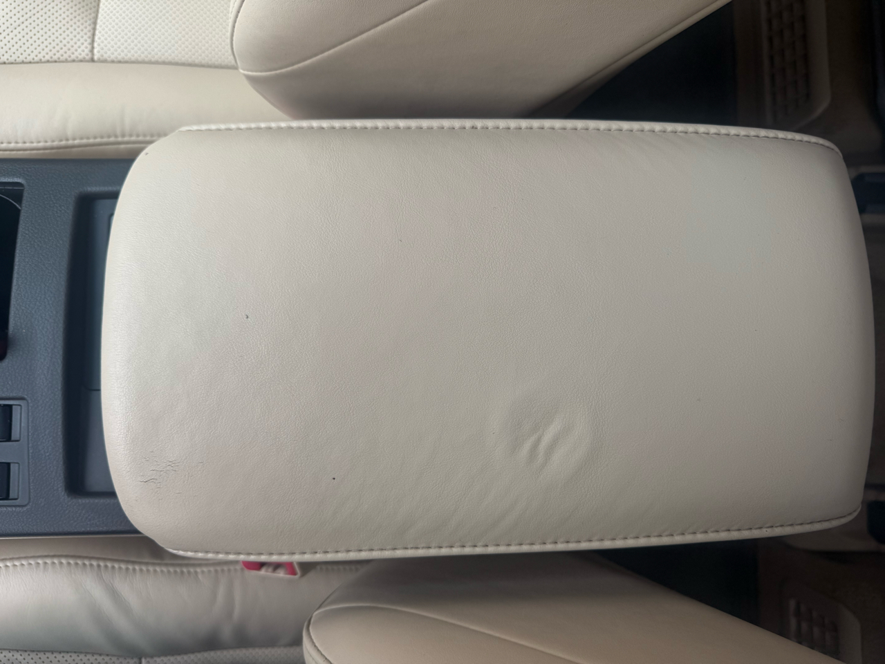 Lexus RX 450h AWD 4dr Hybrid 2011 Lexus RX 450h AWD 4dr Hybrid 2011