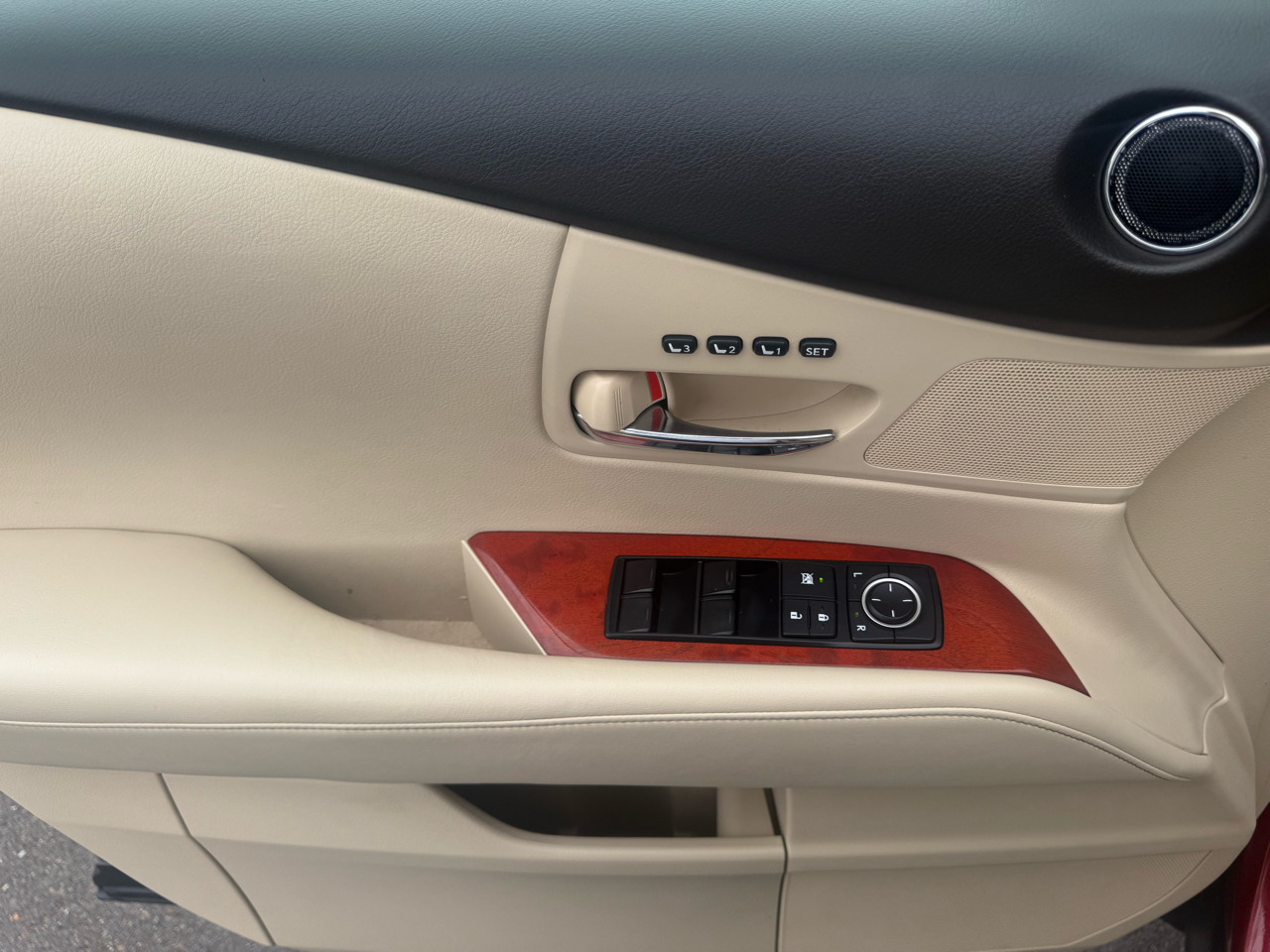 Lexus RX 450h AWD 4dr Hybrid 2011 Lexus RX 450h AWD 4dr Hybrid 2011