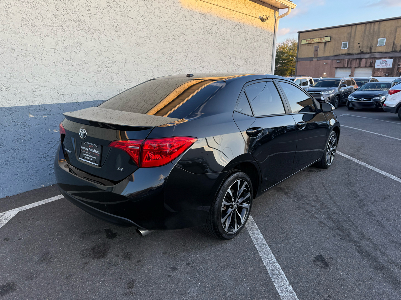 Toyota Corolla 50th Anniversary Special Edition CVT (Natl) 2017