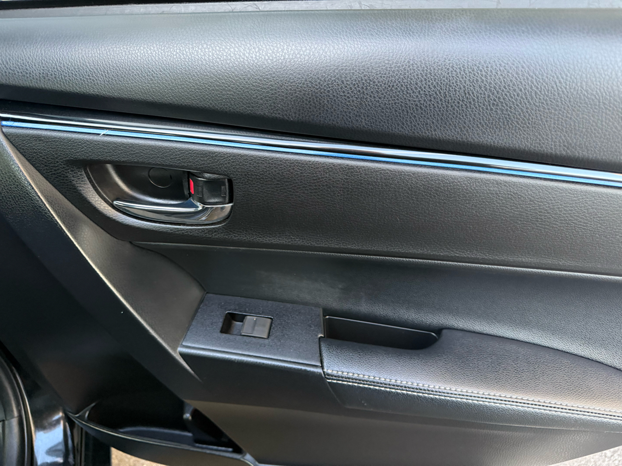 Toyota Corolla 50th Anniversary Special Edition CVT (Natl) 2017