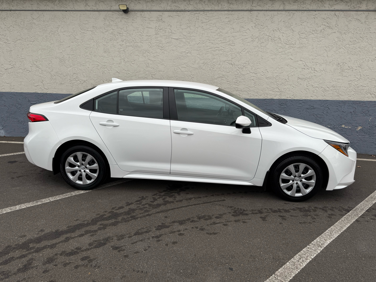 Toyota Corolla LE CVT (Natl) 2024 Toyota Corolla LE CVT (Natl) 2024