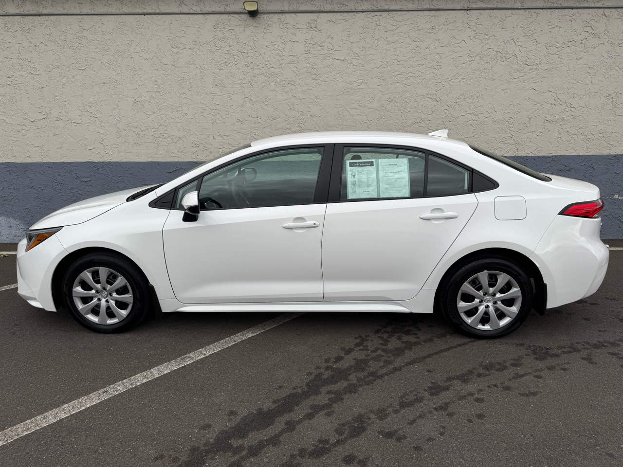 Toyota Corolla LE CVT (Natl) 2024 Toyota Corolla LE CVT (Natl) 2024